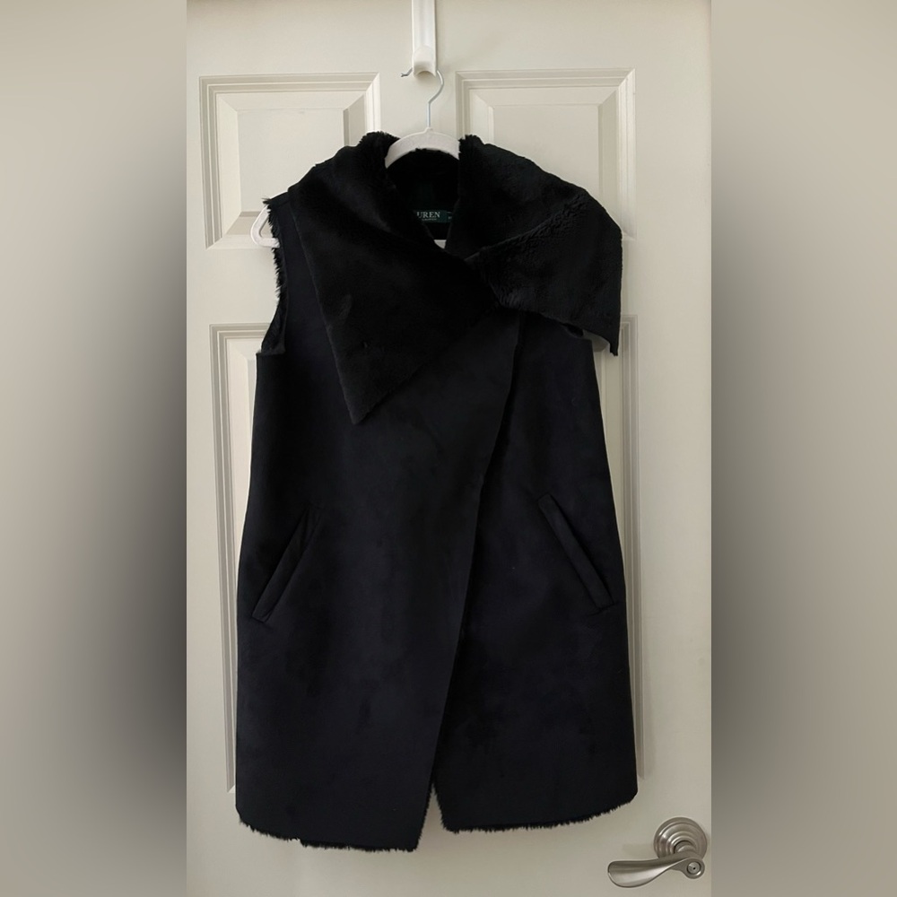 Lauren Ralph Lauren Black Faux Suede Faux Fur Lined Snap Closure Vest Soft XS